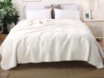 Покрывало Софи де Марко Аурелия (молоко) 160х220