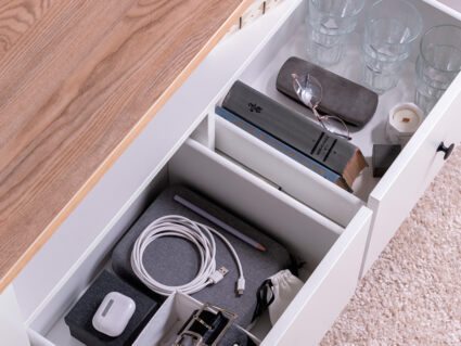 Тумба Гуд Лакк Сага 2 ящика белая/ясень 41х90