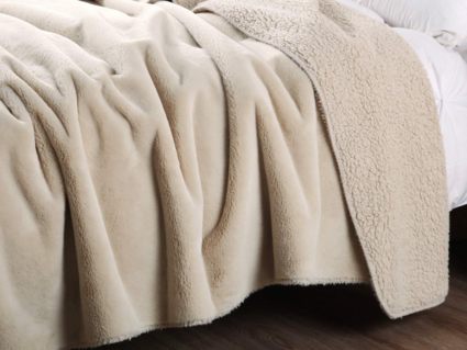 Покрывало Софи де Марко Аурелия (крем) 220х240